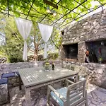 Beautiful Stone House Menta I Vikendica Bajcici