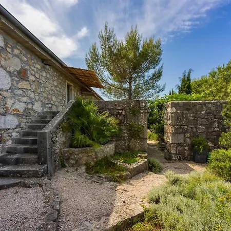 Beautiful Stone House Menta I * Bajcici