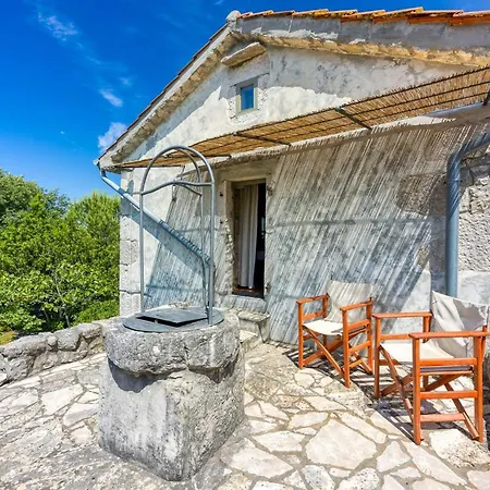 Beautiful Stone House Menta I * Bajcici