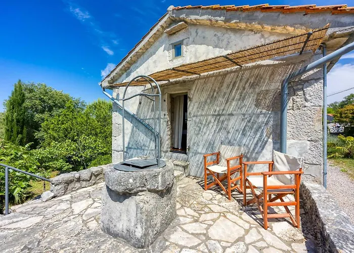Beautiful Stone House Menta I * Bajčići