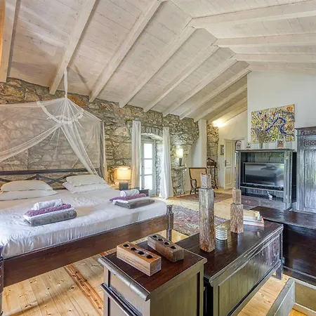 Beautiful Stone House Menta I * Bajcici